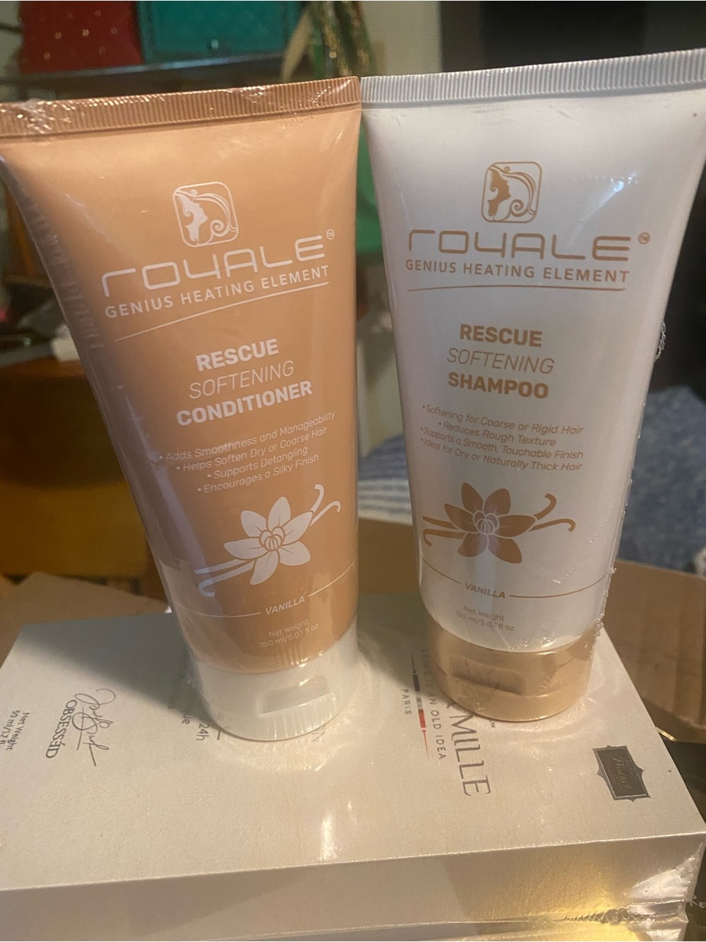 Royale Rescue Softening Shampoo & Conditioner Set - Vanilla